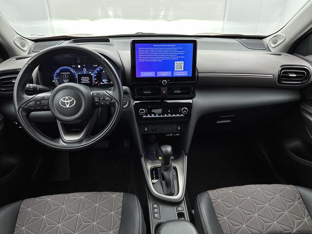 Toyota YARIS Cross 1.5 Hybrid 130 Executive + | JBL | Head-Up Display | Dodehoek detectie | Elektrische achterklep | Parkeersensoren voor+achter | Trekhaak | Apple CarPlay/Android Auto | Navigatie |