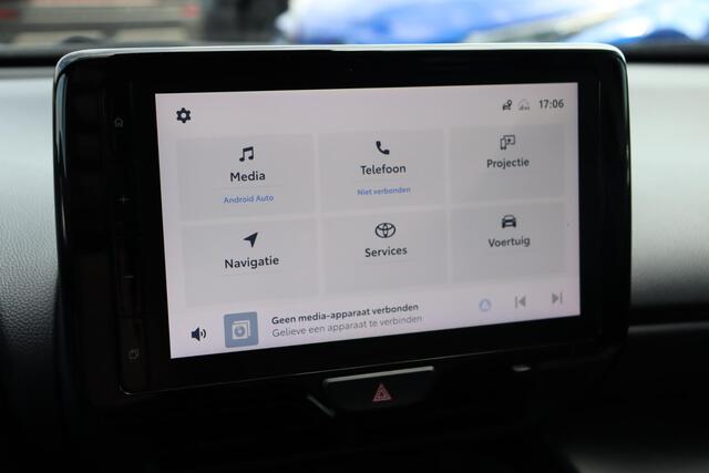 Toyota YARIS Cross 1.5 Hybrid Explore, Parkeersensoren Parkeersensoren, Navi, Apple carplay / Android auto.