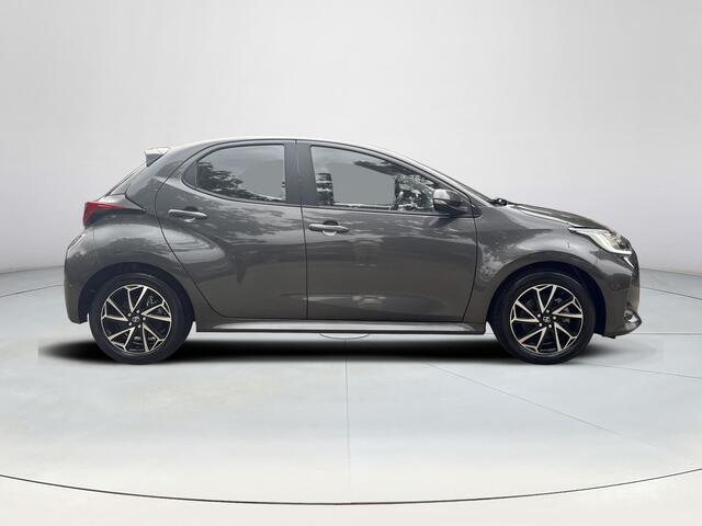 Toyota YARIS 1.5 Hybrid Dynamic | 06-10141018 Voor meer informatie