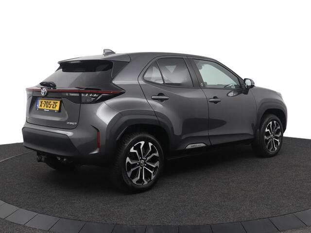 Toyota YARIS Cross 1.5 Hybrid Dynamic | Stuur en Stoelverwarming | Trekhaak | Navigatie |