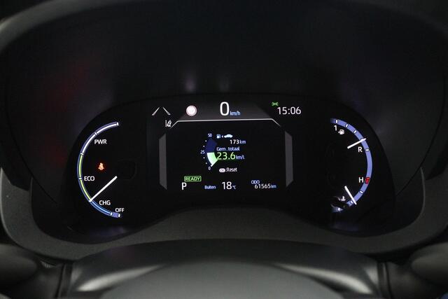 Toyota YARIS Cross 1.5 Hybrid Dynamic | Stuur en Stoelverwarming | Trekhaak | Navigatie |