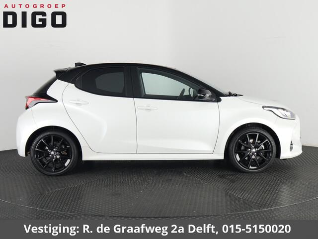 Toyota YARIS 1.5 Hybrid Executive Bi-Tone | Stoelverwarming | Navigatie | Parkeersenoren | Apple Carplay & AndroidAUTO |