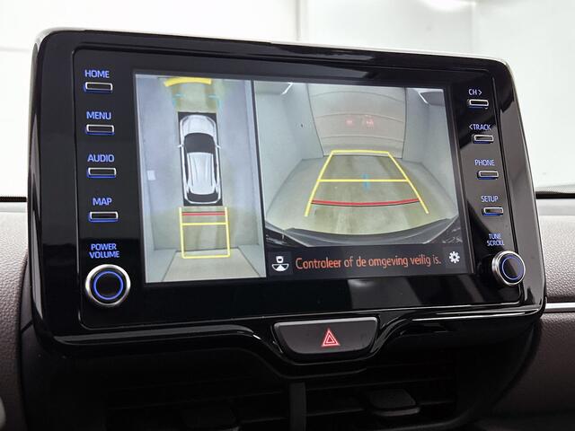 Toyota YARIS Cross 1.5 Hybrid Executive + | Panoramadak | LED Matrix | Head-Up | 360 Camera | Dodehoek detectie | Stoel+stuurverwarming | Elektrische achterklep | Parkeersensoren voor+achter | Navigatie | Apple CarPlay/Android A