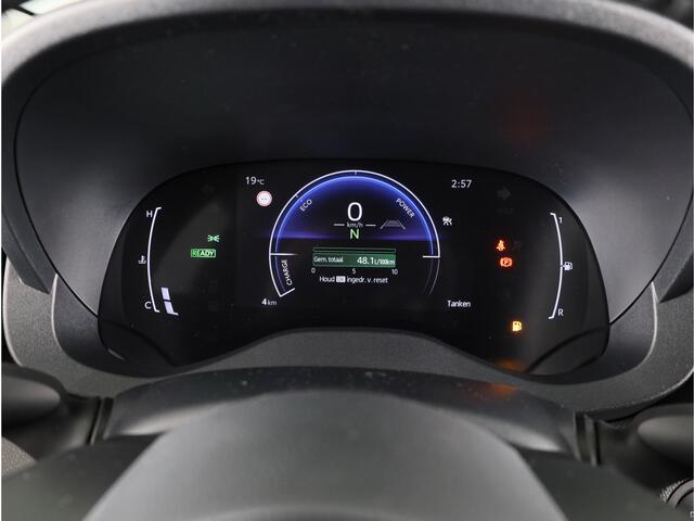 Toyota YARIS 1.5 Hybrid 115 Dynamic *DEMO* | Metaallak | Camera achter | LED koplampen |