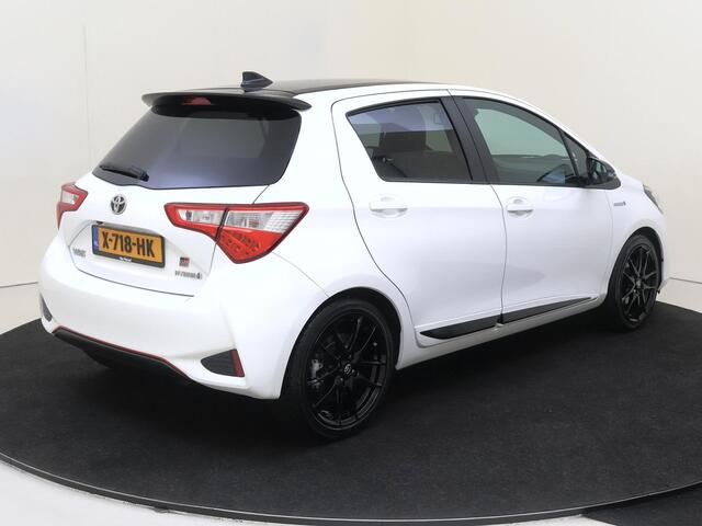Toyota YARIS 1.5 Hybrid GR-Sport | LM velgen | sportstoelen | bluetooth