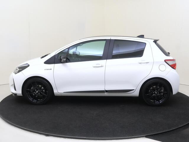 Toyota YARIS 1.5 Hybrid GR-Sport | LM velgen | sportstoelen | bluetooth