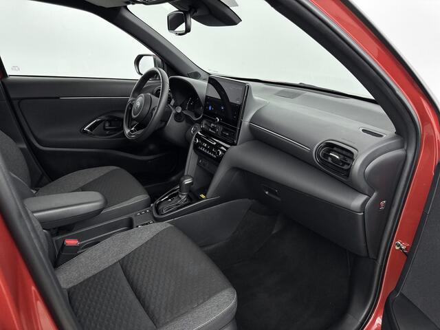 Toyota YARIS Cross 1.5 Hybrid 130 Dynamic | Voorruit-Stuur-Stoelverwarming | Blindspot | Parkeersensoren V+A |