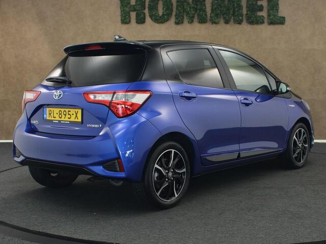 Toyota YARIS 1.5 Hybrid Bi-Tone - ORIGINEEL NEDERLANDSE AUTO - AFKOMSTIG VAN 1E EIGENAAR - CLIMATE CONTROL - BOTS EN LIJNWAARSCHUWING - CAMERA - CRUISE CONTROL - REGENSENSOR - ARMSTEUN VOOR - BLUETOOTH - LICHT METALEN VELGEN