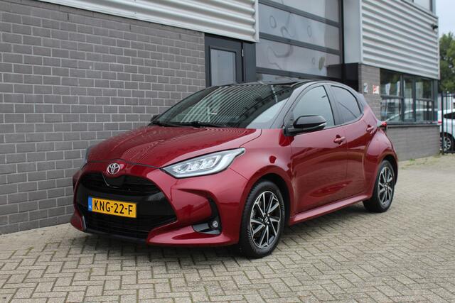 Toyota YARIS 1.5 Hybrid Executive / Bi Tone / Keyless / Carplay