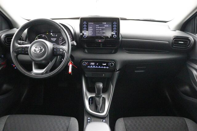 Toyota YARIS 1.5 Hybrid Active | Apple Carplay/Android Auto | parkeer sensoren v/a |