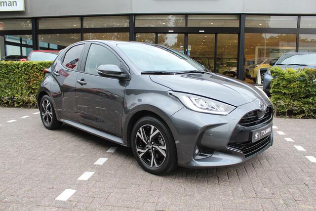 Toyota YARIS 1.5 Hybrid 115 First Edition Comfort Pack | Rijklaar | Blind Spot | Stoel-/stuurverw. | LED | Keyless | Apple/Android | Adap.cruise