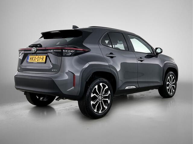 Toyota YARIS Cross 1.5 Hybrid 115 First Edition | BTW voertuig | Navigatie | Apple CarPlay/Android Auto | Cruise Control Adaptive | Achteruitrijcamera | Climate Control |