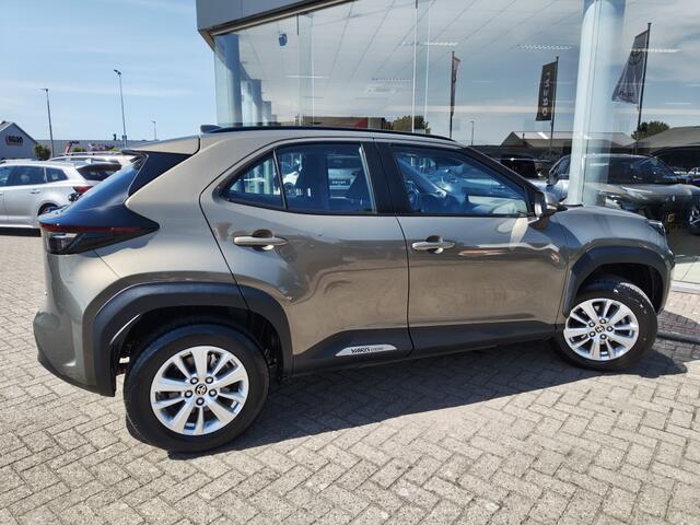 Toyota YARIS Cross 1.5 Hybrid 115 Active Plus | Sensoren v/a | Stoelverwarming