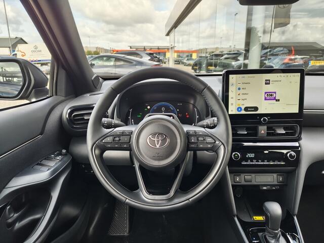 Toyota YARIS Cross 1.5 Hybrid 130 First Edition | Comfort Pack | Sensoren v/a | Stoelverw