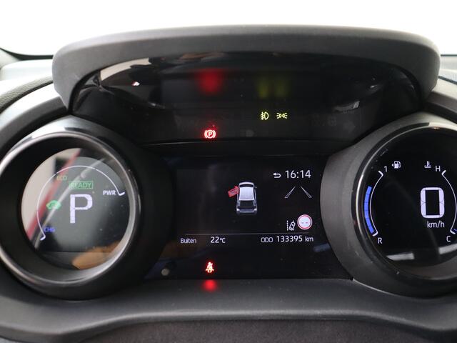 Toyota YARIS 1.5 Hybrid Executive | Dealer onderhouden | Dodehoek detectie | Stoelverwarming | Draadloze telefoonlader | Parkeersensoren voor+achter | Navigatie | Apple CarPlay/Android Auto |