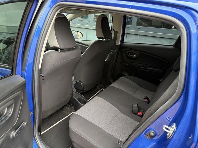 Toyota YARIS 1.5 Hybrid Y20 Automaat 5-drs. KEYLESS/CAMERA/CLIMA/CRUISE/DAB/15INCH