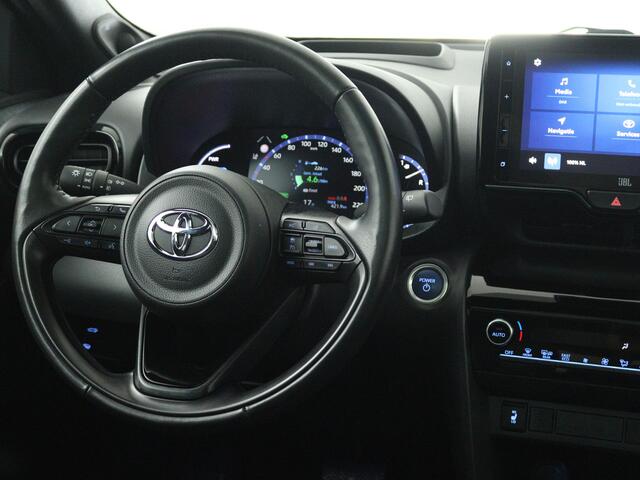 Toyota YARIS Cross 1.5 Hybrid Adventure | Navigatie | Trekhaak | Panoramadak | JBL | BLS | PDC | Head-up | Stuur-Stoelverwarming |