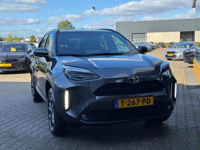 Toyota YARIS 1.5 Hybrid Dynamic - Navi - stoelverwarming - camera