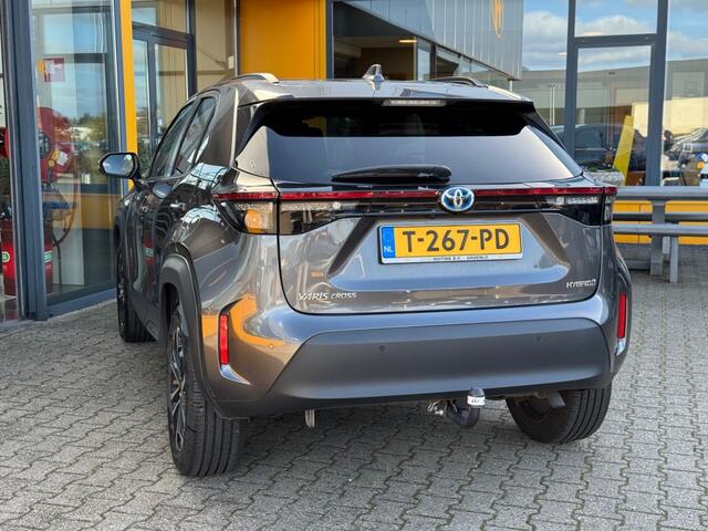 Toyota YARIS 1.5 Hybrid Dynamic - Navi - stoelverwarming - camera