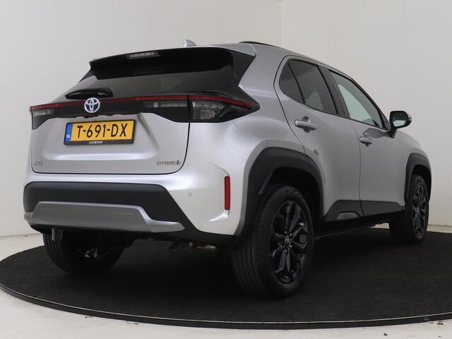 Toyota YARIS Cross 1.5 Hybrid Explore | Dealer onderhouden | Parkeersensoren voor+achter | Elektrisch verstel/inklapbare buitenspiegels | Stoelverwarming | Navigatie | Apple CarPlay/Android Auto | Cruise Control Adaptive |