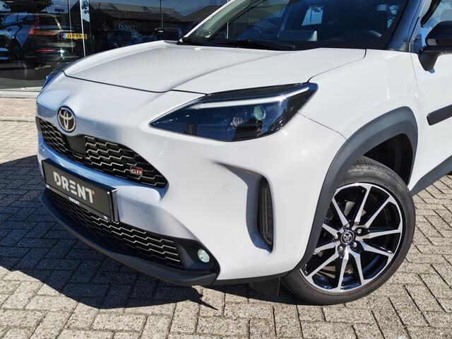 Toyota YARIS Cross 1.5 Hybrid GR Sport | JBL | Sensoren v/a | El. Achterklep | Stoelverwarming