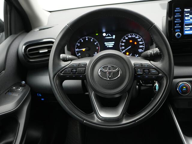 Toyota YARIS 1.5 VVT-i Active | Airco | Parkeercamera | Adaptive Cruise Control |