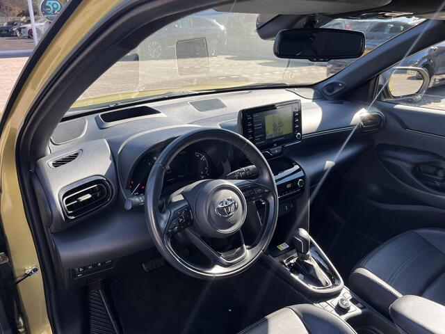 Toyota YARIS Cross 1.5 Hybrid Executive 4WD | panoramadak |