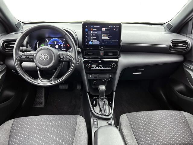 Toyota YARIS Cross 1.5 Hybrid 115 First Edition | Comfort Pack |