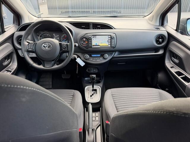 Toyota YARIS 1.5 Hybrid Bi-Tone AUT / Camera, Navi, Bluetooth, LM velgen