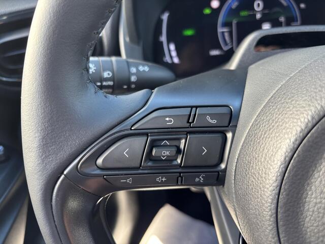 Toyota YARIS Cross 1.5 Hybrid 115 Dynamic | Origineel NL auto! | Rijklaar geleverd! |