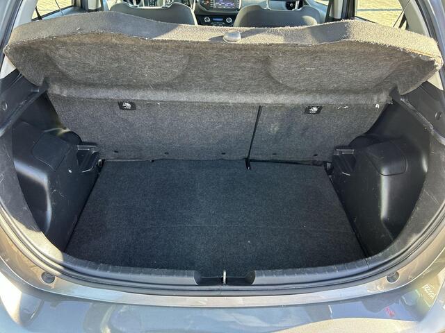 Toyota YARIS 1.5 VVT-i Active RIJKLAAR | Climate Control | Cruise Control | Camera