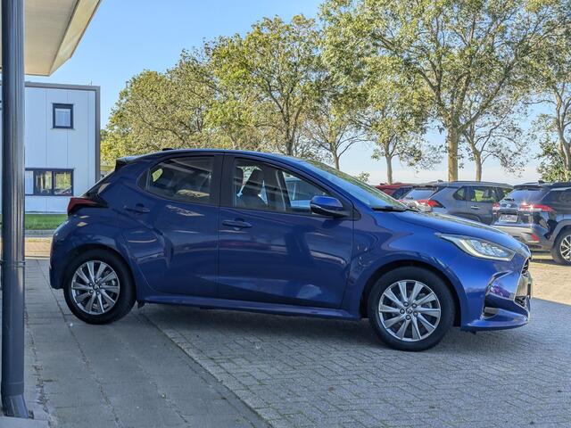 Toyota YARIS 1.5 Hybrid Business Plus | Stoel- stuurverwarming | Adapt. Cruise | Carplay | Keyless | Climate | Camera