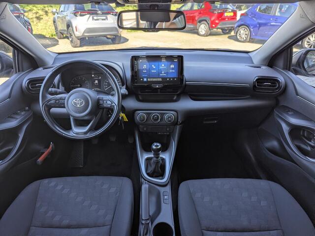 Toyota YARIS 1.5 VVT-i Active | Afn. Trekhaak | Stoelverwarming | Airco | Camera | ACC