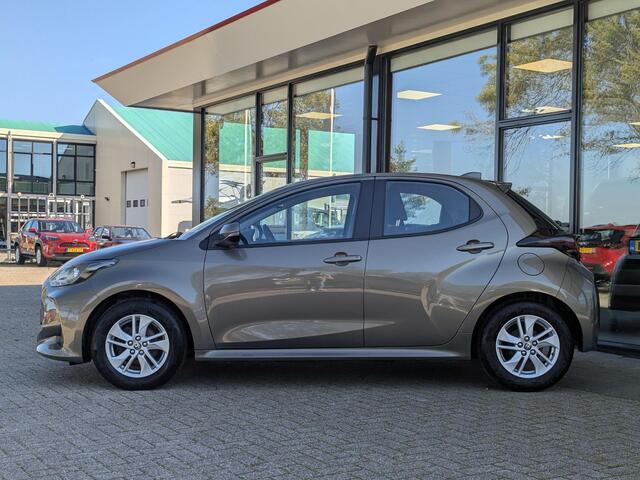Toyota YARIS 1.5 VVT-i Active | Afn. Trekhaak | Stoelverwarming | Airco | Camera | ACC