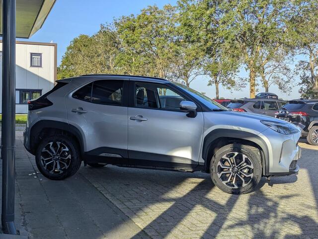 Toyota YARIS Cross 1.5 Hybrid 115 Dynamic Plus | Stoel- stuurverwarming | Keyless | Camera | ACC | 10,5" Multimedia
