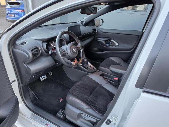 Toyota YARIS 1.5 Hybrid GR Sport JBL