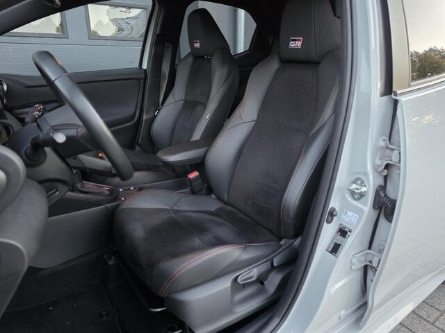 Toyota YARIS 1.5 Hybrid GR Sport JBL