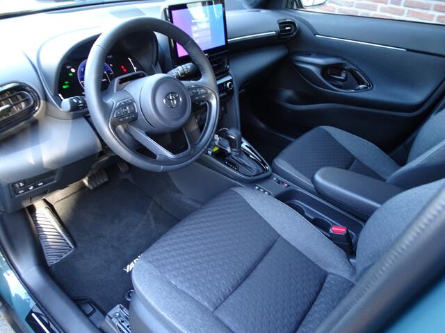 Toyota YARIS Cross 1.5 Hybrid 130 Dynamic Comfortpack Led Carplay Acc Cam Lmv 17