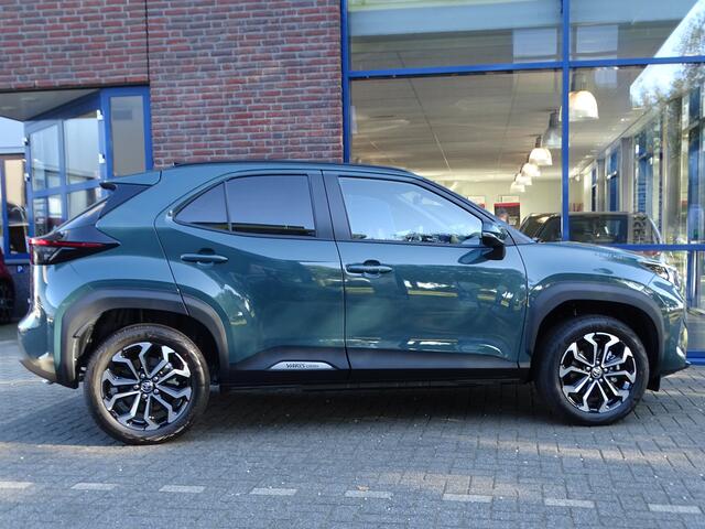 Toyota YARIS Cross 1.5 Hybrid 130 Dynamic Comfortpack Led Carplay Acc Cam Lmv 17