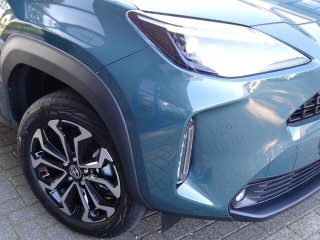 Toyota YARIS Cross 1.5 Hybrid 130 Dynamic Comfortpack Led Carplay Acc Cam Lmv 17
