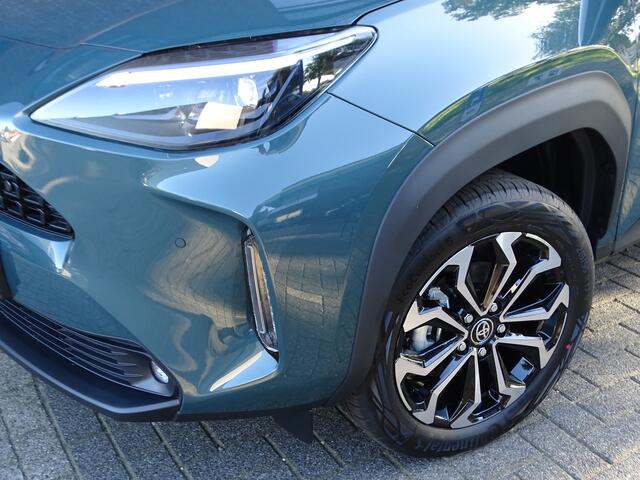 Toyota YARIS Cross 1.5 Hybrid 130 Dynamic Comfortpack Led Carplay Acc Cam Lmv 17
