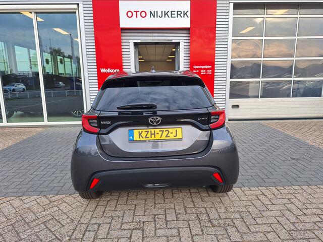 Toyota YARIS 1.5 Hybrid Dynamic Limited met stoel- en stuurverwarming