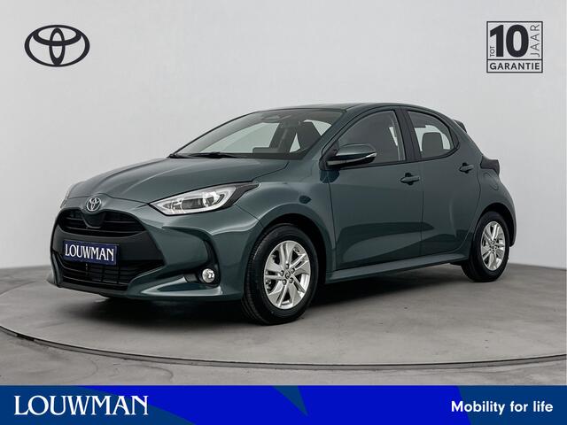 Toyota YARIS 1.5 Hybrid 115 Active | Direct leverbaar! | Metaallak | Retailpremie | **** Q3 Actie