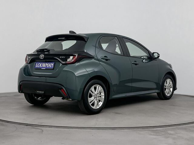 Toyota YARIS 1.5 Hybrid 115 Active | Direct leverbaar! | Metaallak | Retailpremie | **** Q3 Actie