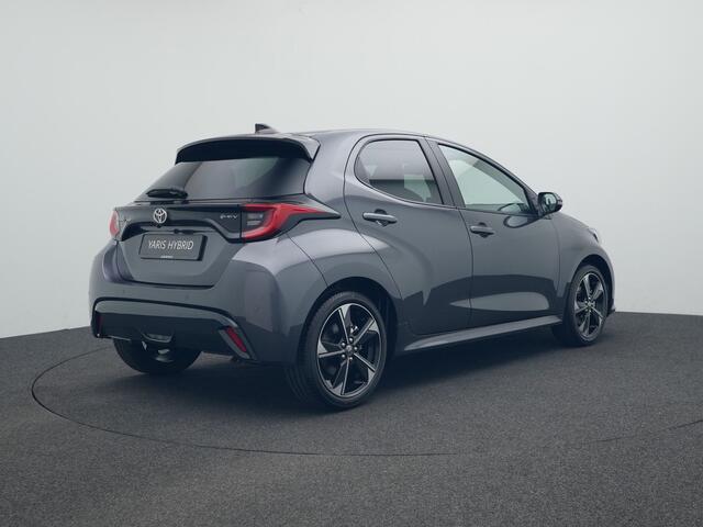 Toyota YARIS 1.5 Hybrid 130 Executive | Direct leverbaar! | Metaalkleur | Retailpremie | **** Q3 Actie