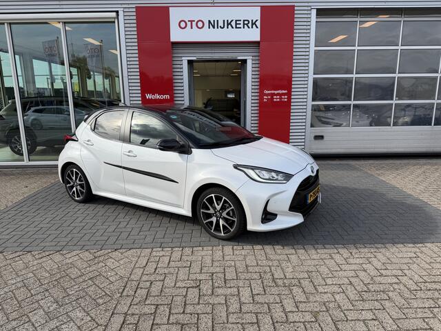 Toyota YARIS 1.5 Hybrid Executive *Met Trekhaak!*