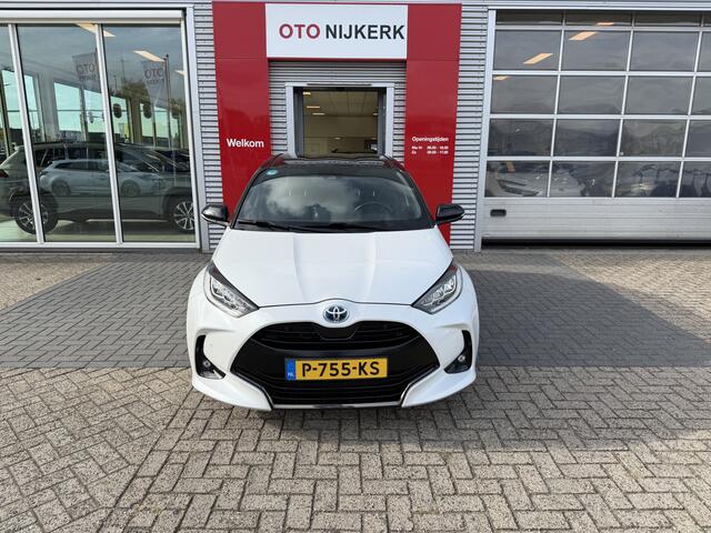 Toyota YARIS 1.5 Hybrid Executive *Met Trekhaak!*
