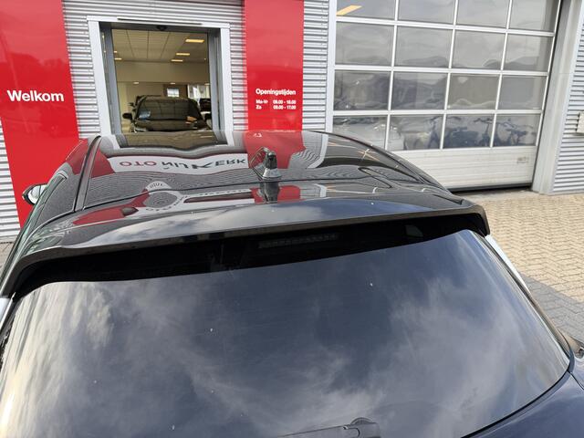 Toyota YARIS 1.5 Hybrid Executive *Met Trekhaak!*