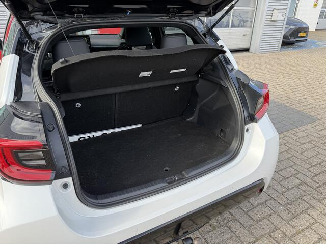 Toyota YARIS 1.5 Hybrid Executive *Met Trekhaak!*