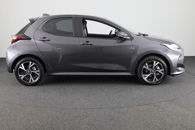 Toyota YARIS 1.5 Hybrid 115 Dynamic | Direct Leverbaar! | Metaallak | Retailpremie | **** Q3 Actie